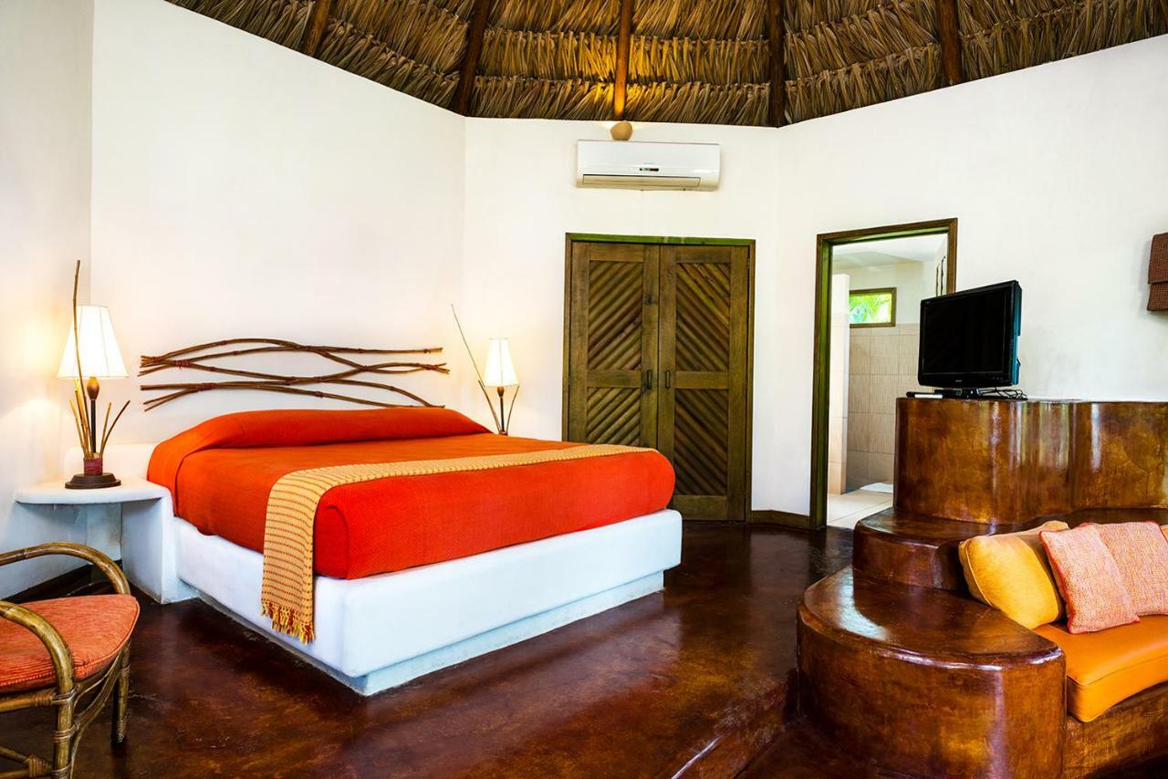 Hotel Nanajuana Rio Dulce Town Extérieur photo
