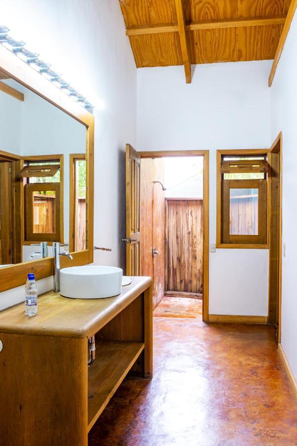 Hotel Nanajuana Rio Dulce Town Extérieur photo